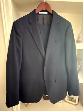 Zara Men's Dark Navy Single-Breasted Blazer